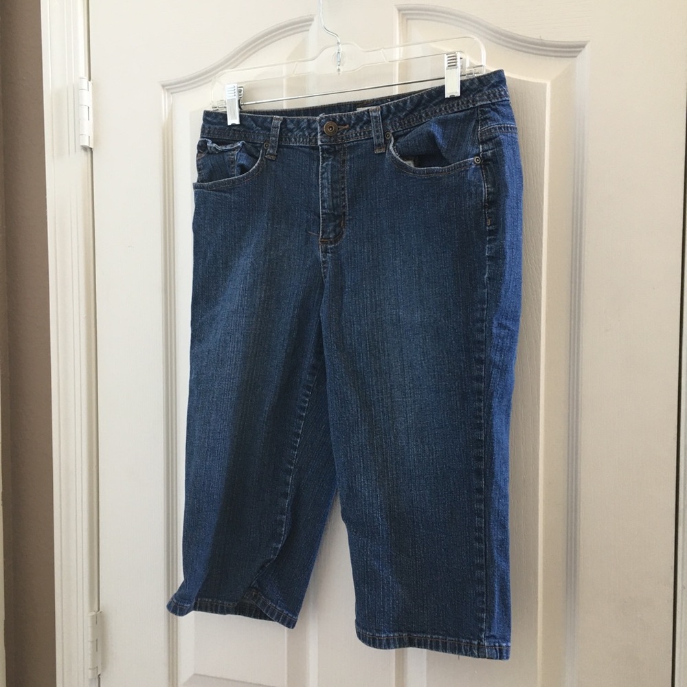 Ladies St. John’s bay capris 6